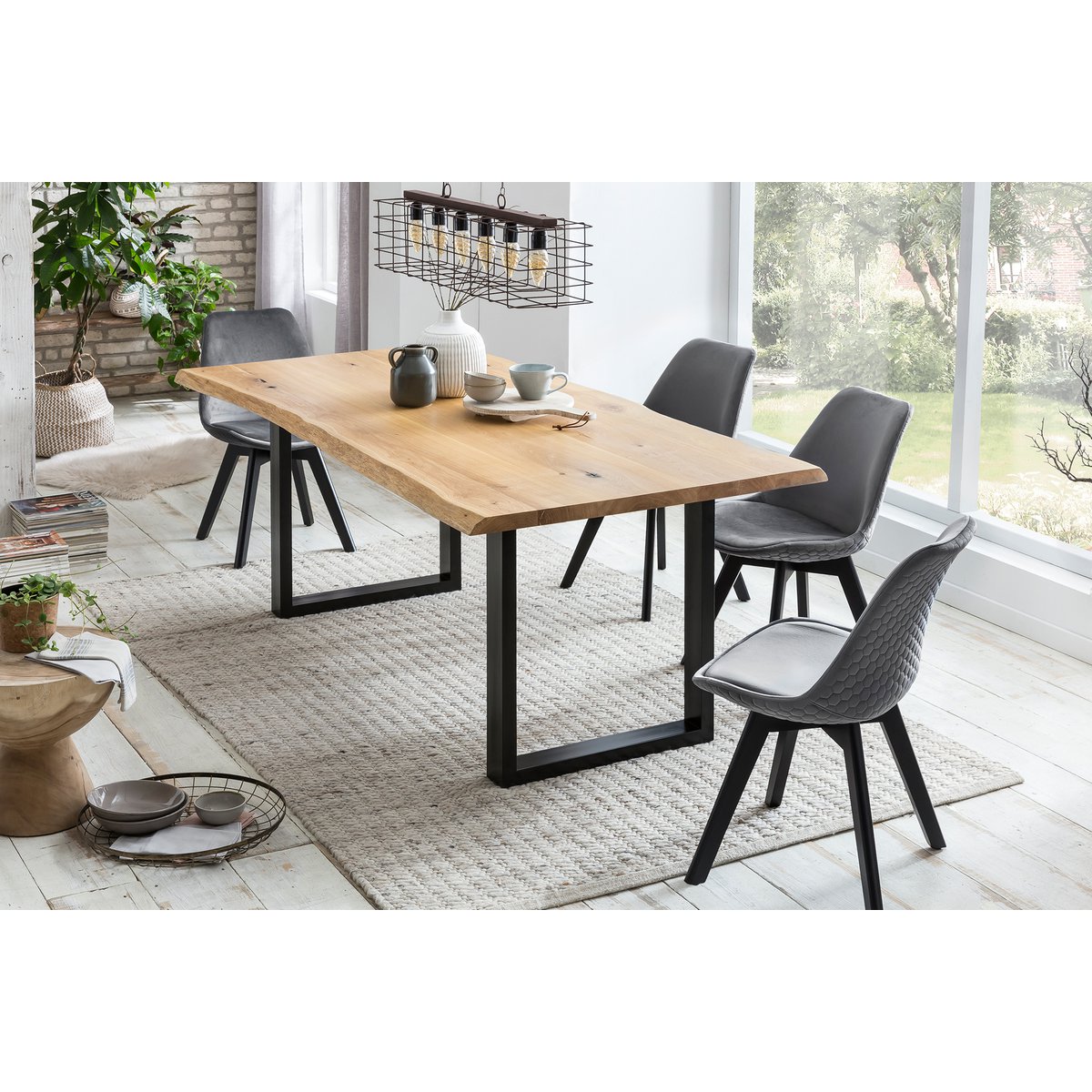 Eettafel 220x100 cm gemaakt van eikenhout