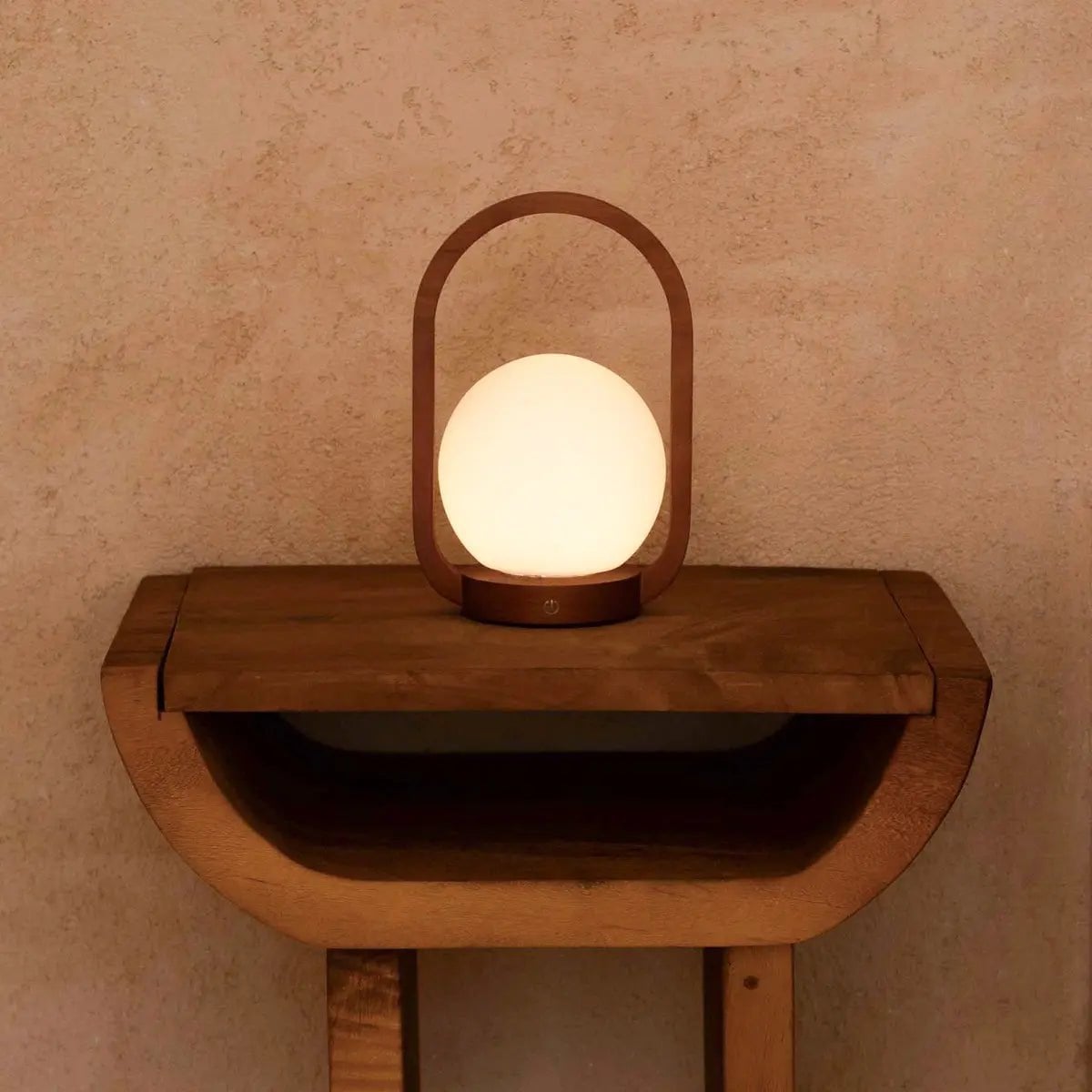 Skye kastanjebruine houten draadloze lamp | Oplaadbaar, dimbaar en 3 lichtmodi