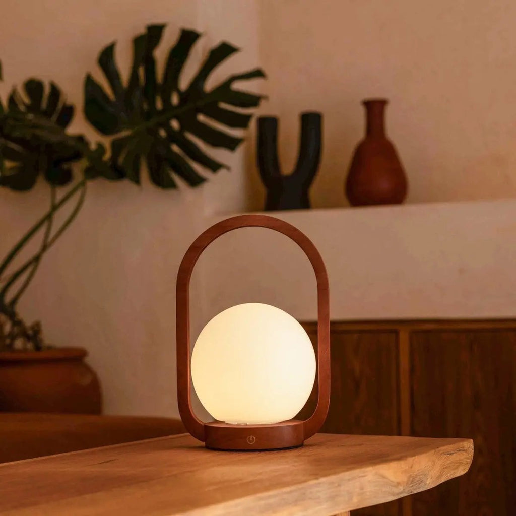 Skye kastanjebruine houten draadloze lamp | Oplaadbaar, dimbaar en 3 lichtmodi