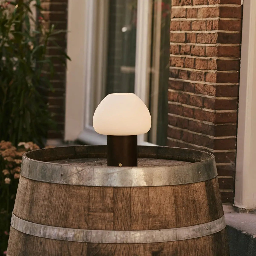 Fynn Donkerbruine Houten Lamp | Oplaadbaar, dimbaar en stijlvol