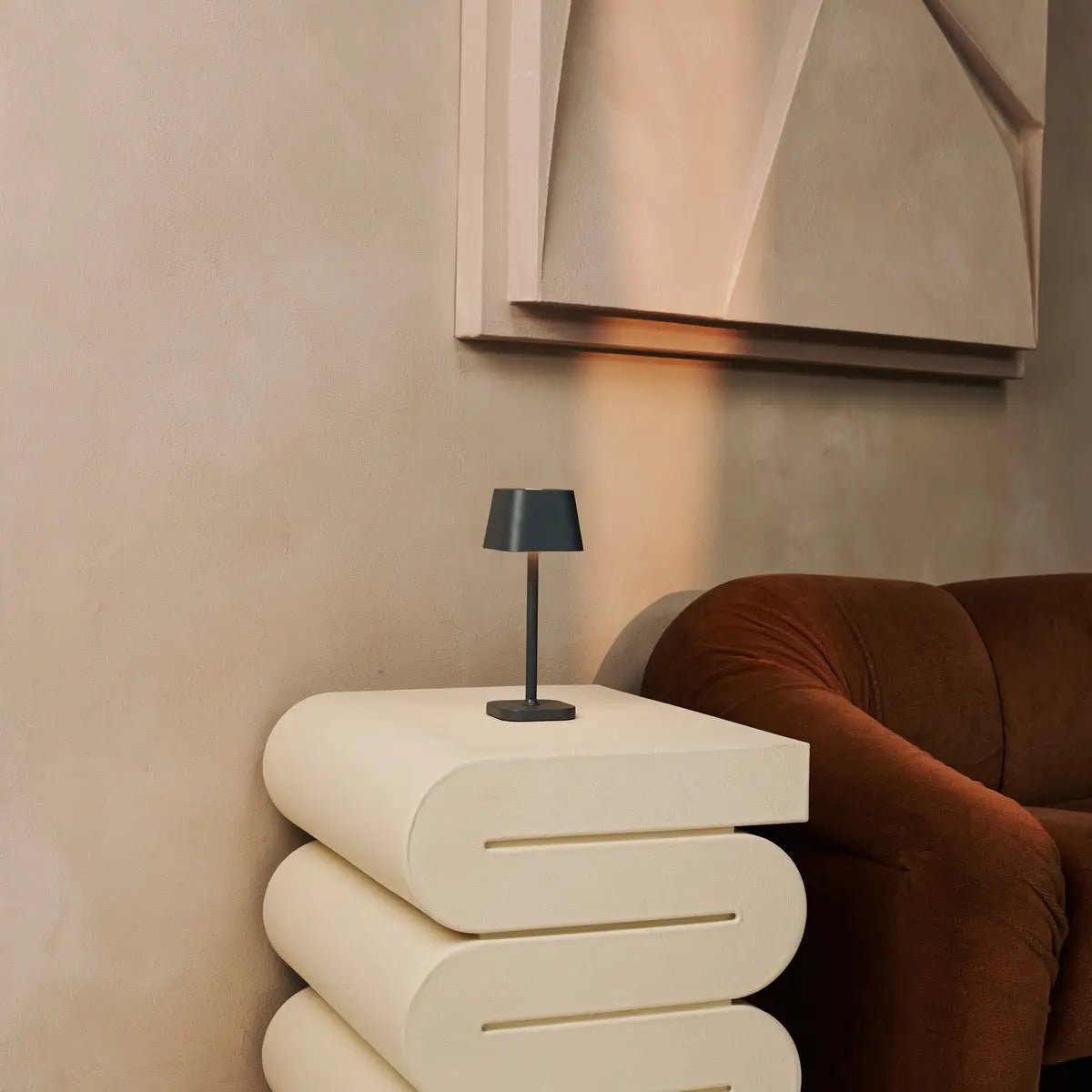 Ava Steengrijs Oplaadbare Tafellamp | Stijlvolle, draadloze lamp en dimbaar