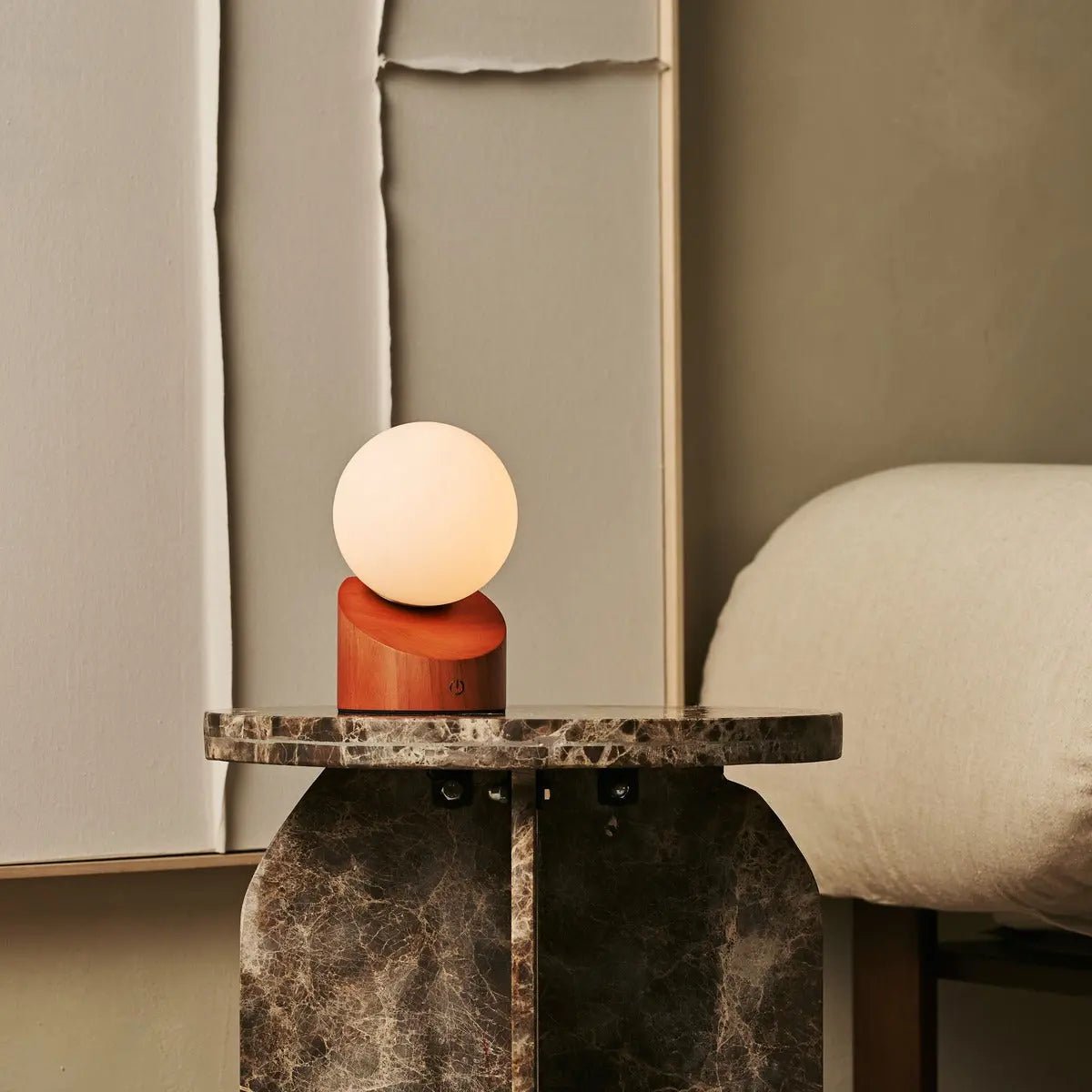 Morris kastanjebruine oplaadbare lamp | Stijlvol, draadloos en duurzaam ontwerp