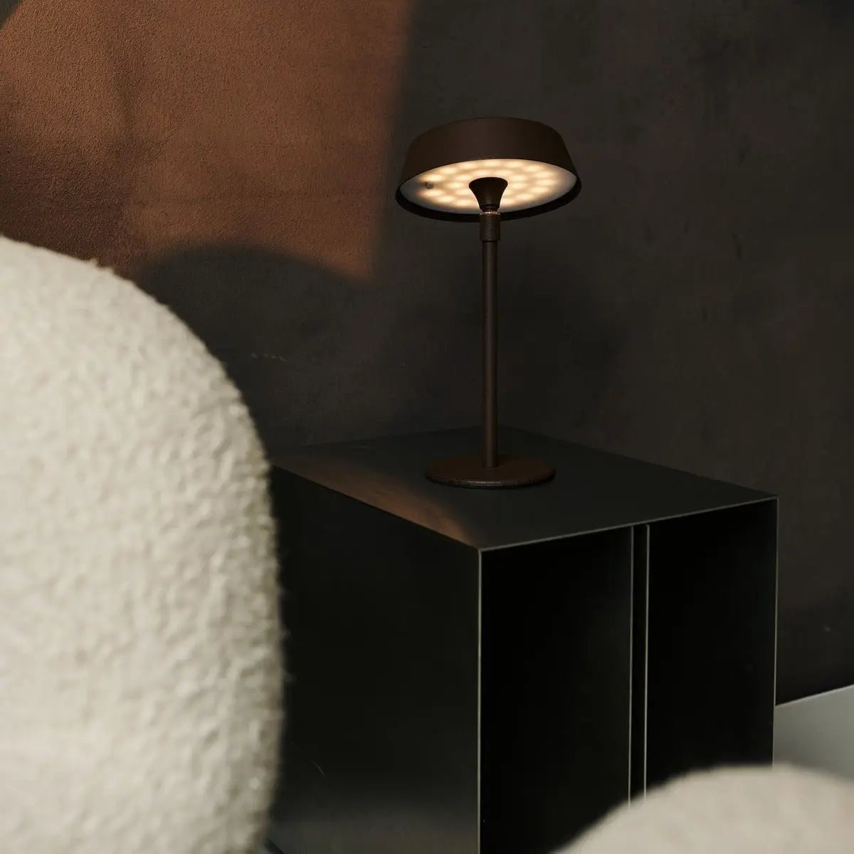 Luca Mokka Bruin USB Oplaadbare Lamp | Minimalistisch, speels & dimbaar