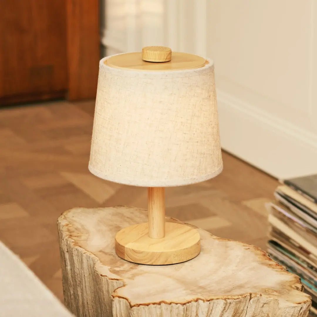 Rover Lichtbruine Houten Oplaadbare Lamp | Snoerloos, dimbaar en linnenmix