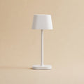 Ava Witte Oplaadbare Tafellamp | Stijlvolle, draadloze en dimbare verlichting