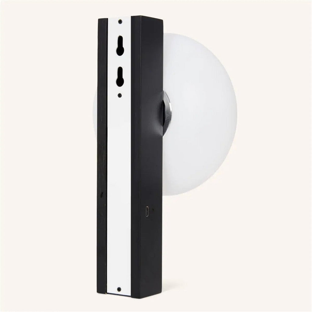 Matthew Black draadloze houten wandlamp – Oplaadbaar en dimbaar
