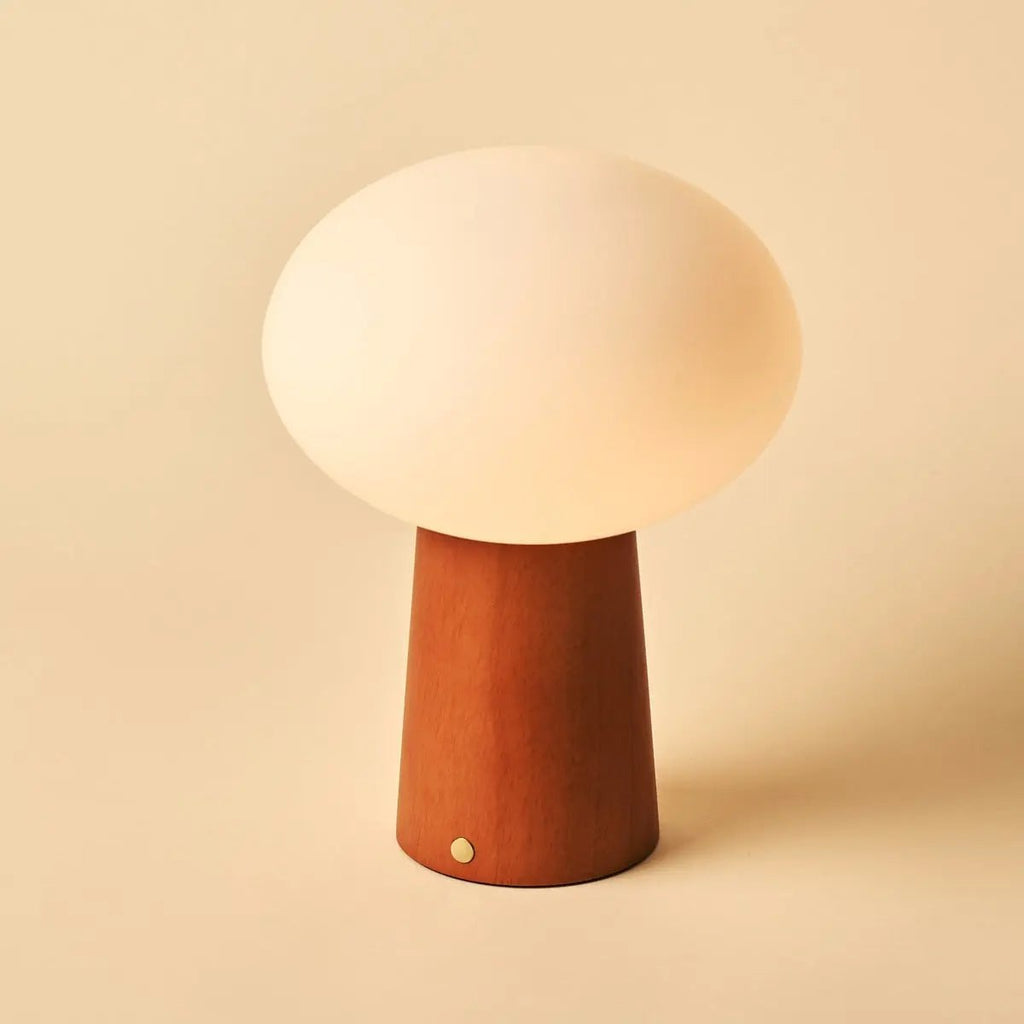 Max Kastanjebruine Houten Snoerloze Tafellamp | Oplaadbaar, glas, duurzaam ontwerp