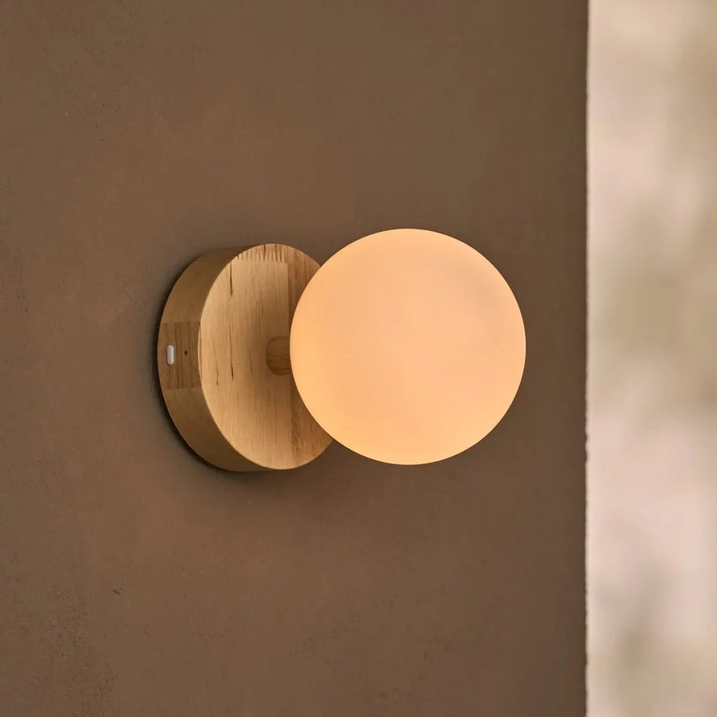 Richella Lichtbruine Houten & Glazen Wandlamp | Oplaadbaar en draadloos