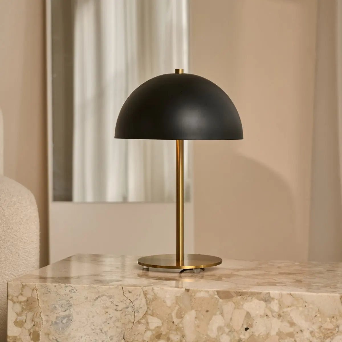Lola Goud & Zwart Tafellamp | Elegant metalen ontwerp