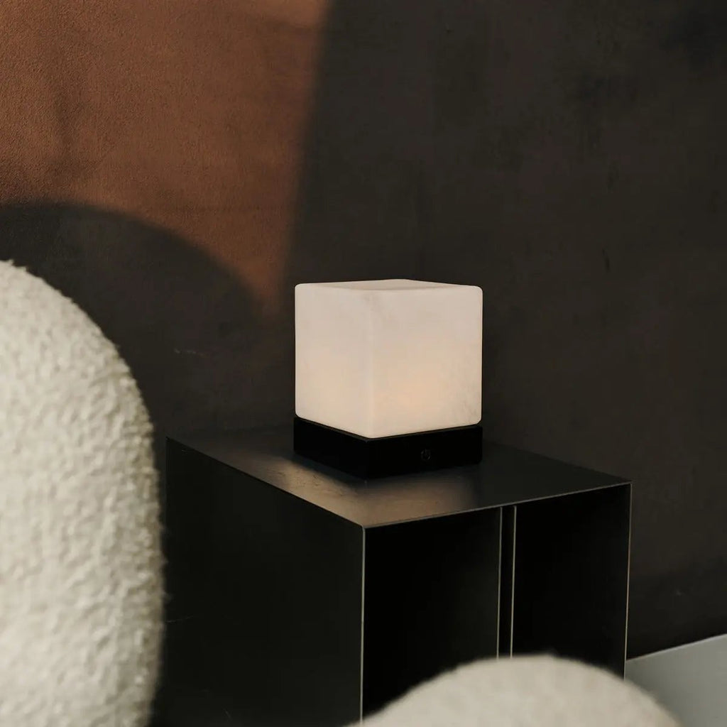 Yce Zwarte Draadloze Houten Lamp | Oplaadbaar, dimbaar en batterijduur van 100 uur