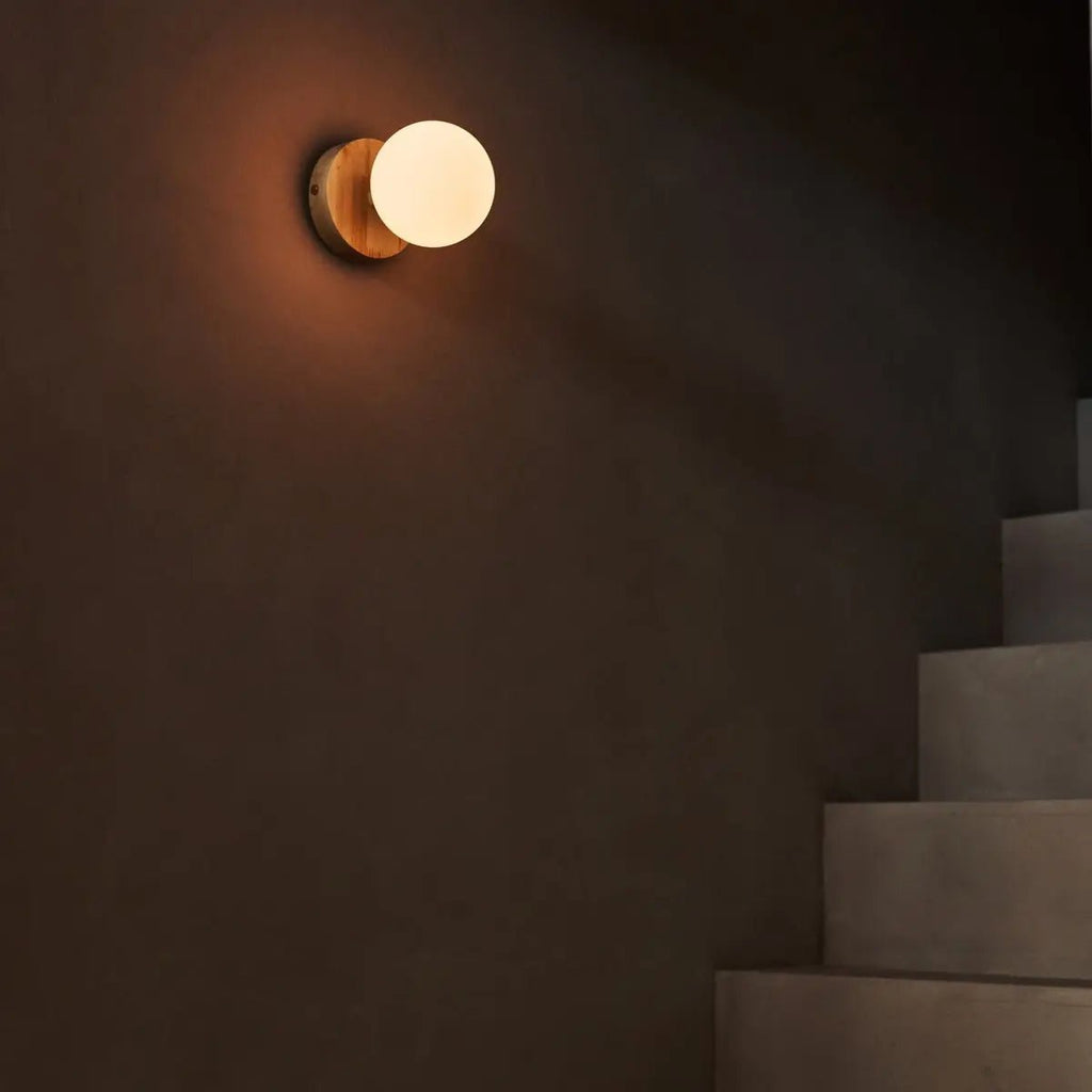 Richella Lichtbruine Houten & Glazen Wandlamp | Oplaadbaar en draadloos