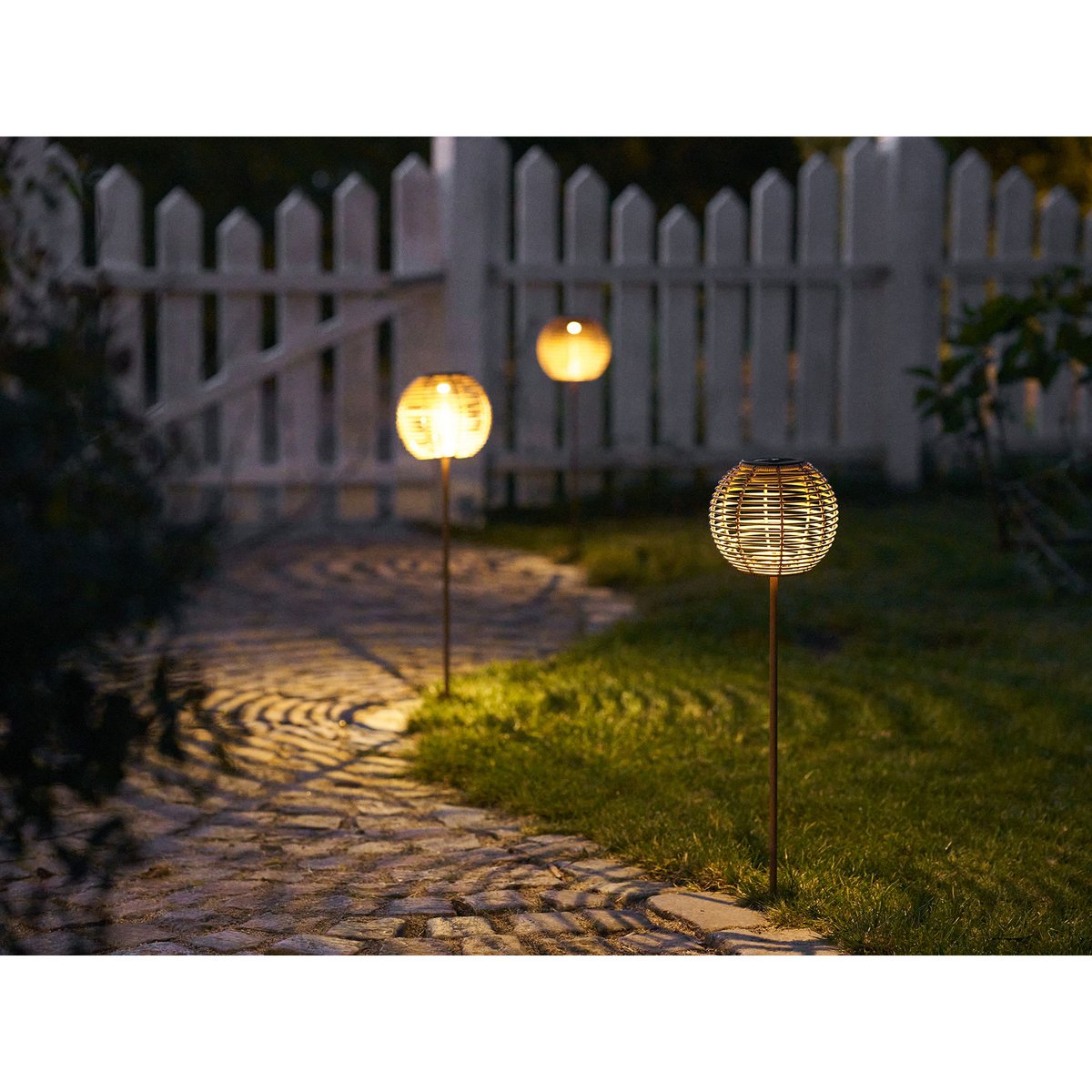 Carlisle Lamp, oplaadbaar met geïntegreerd zonnepaneel, natuur