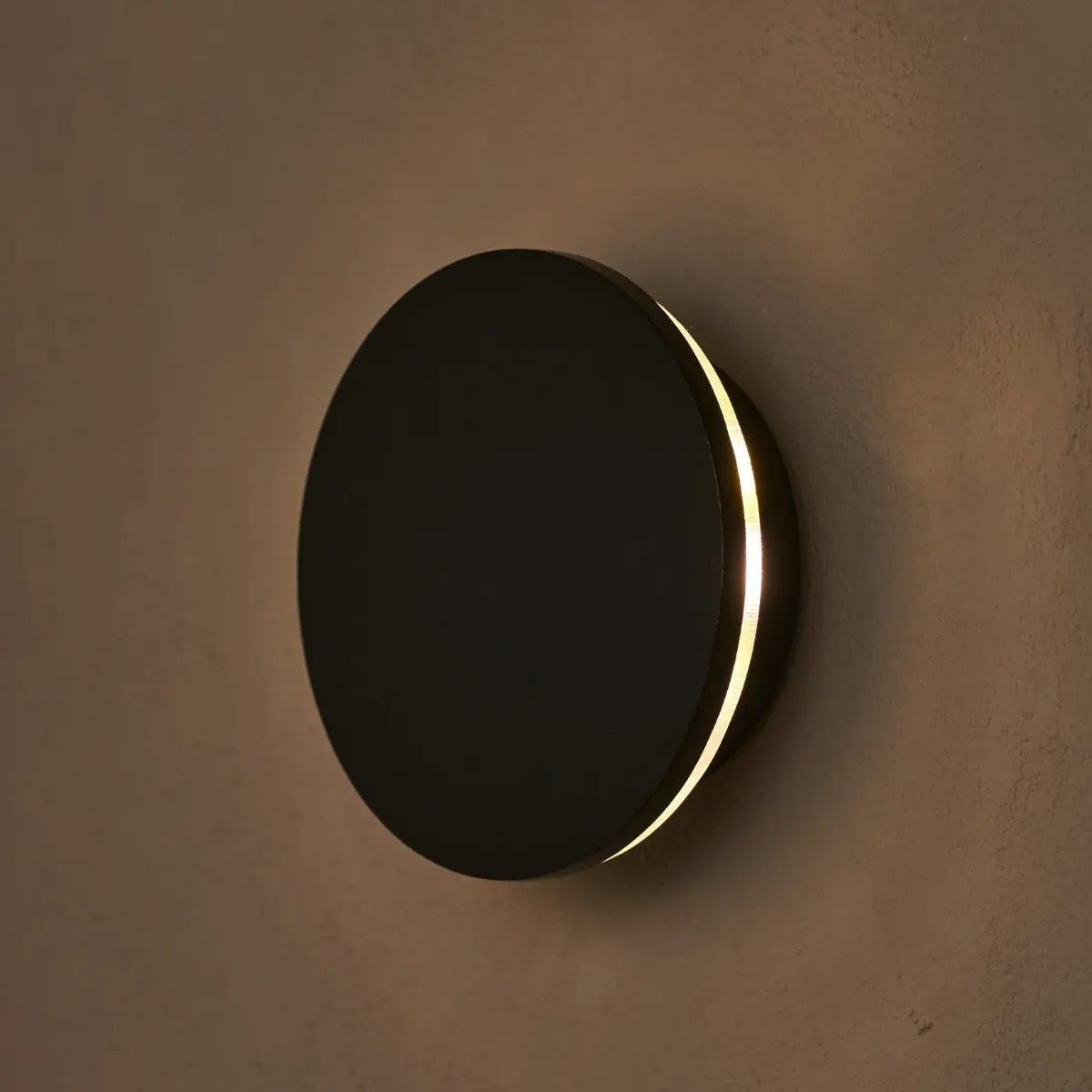 Lou Zwarte Draadloze Wandlamp | Oplaadbaar en dimbaar met aanraakbediening – 2700K warm licht