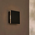Lane Black draadloze wandlamp – Oplaadbare en dimbare lamp van natuurlijk hout