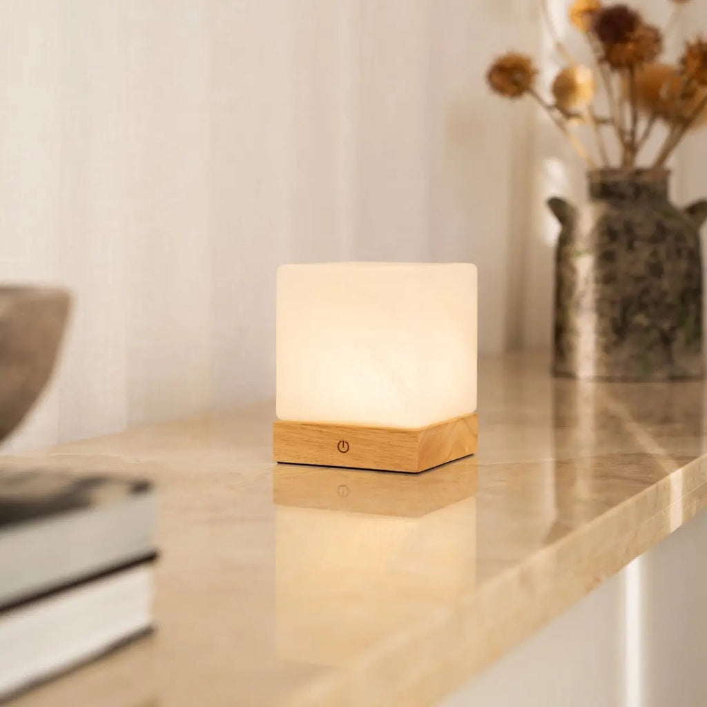 Yce Lichtbruine draadloze houten lamp | Oplaadbaar, dimbaar en batterijduur van 100 uur