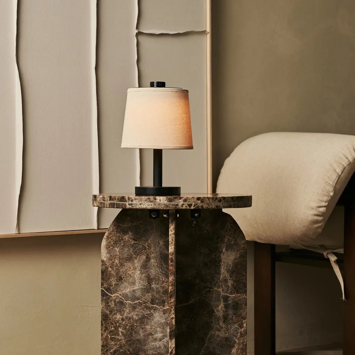 Rover zwarte houten oplaadbare lamp | Snoerloos, dimbaar en linnenmix