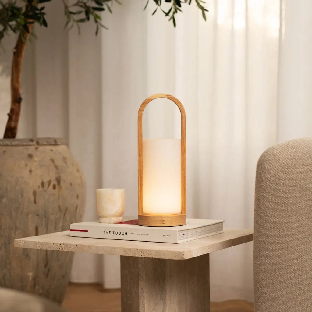 Evie Lichtbruine Oplaadbare Houten Tafellamp | Dimbaar, draadloos en 3 lichtmodi