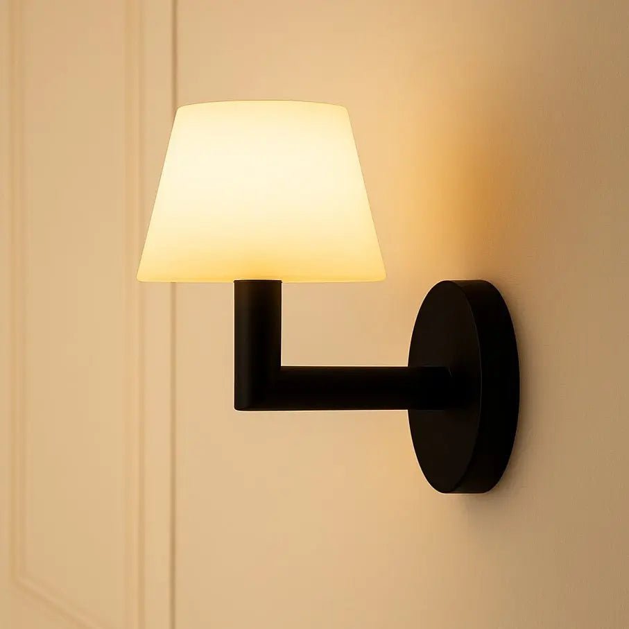 Ted Black houten oplaadbare wandlamp | Draadloze en dimbare verlichting