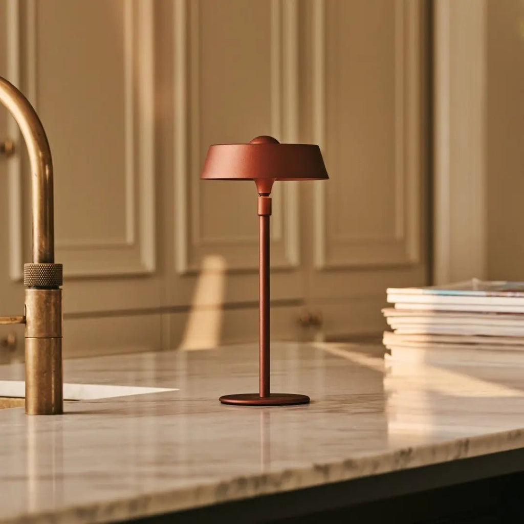 Luca Bronzen USB Oplaadbare Lamp | Minimalistisch, speels & dimbaar