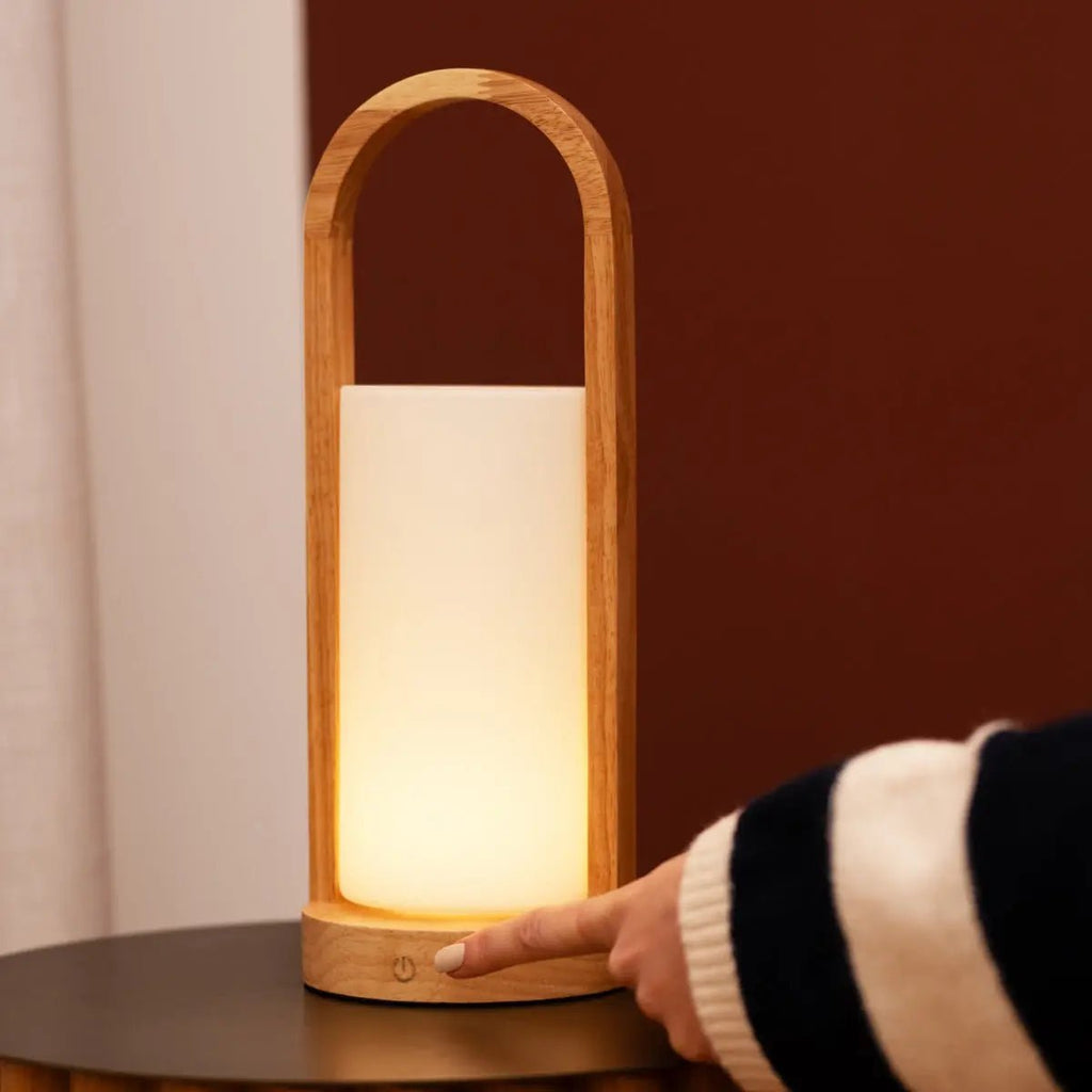 Evie Lichtbruine Oplaadbare Houten Tafellamp | Dimbaar, draadloos en 3 lichtmodi