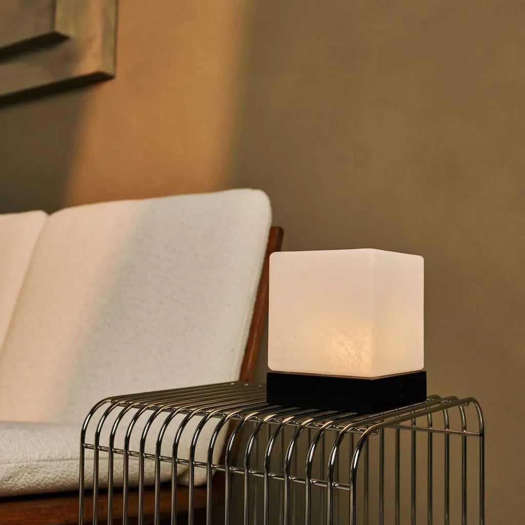 Yce Zwarte Draadloze Houten Lamp | Oplaadbaar, dimbaar en batterijduur van 100 uur