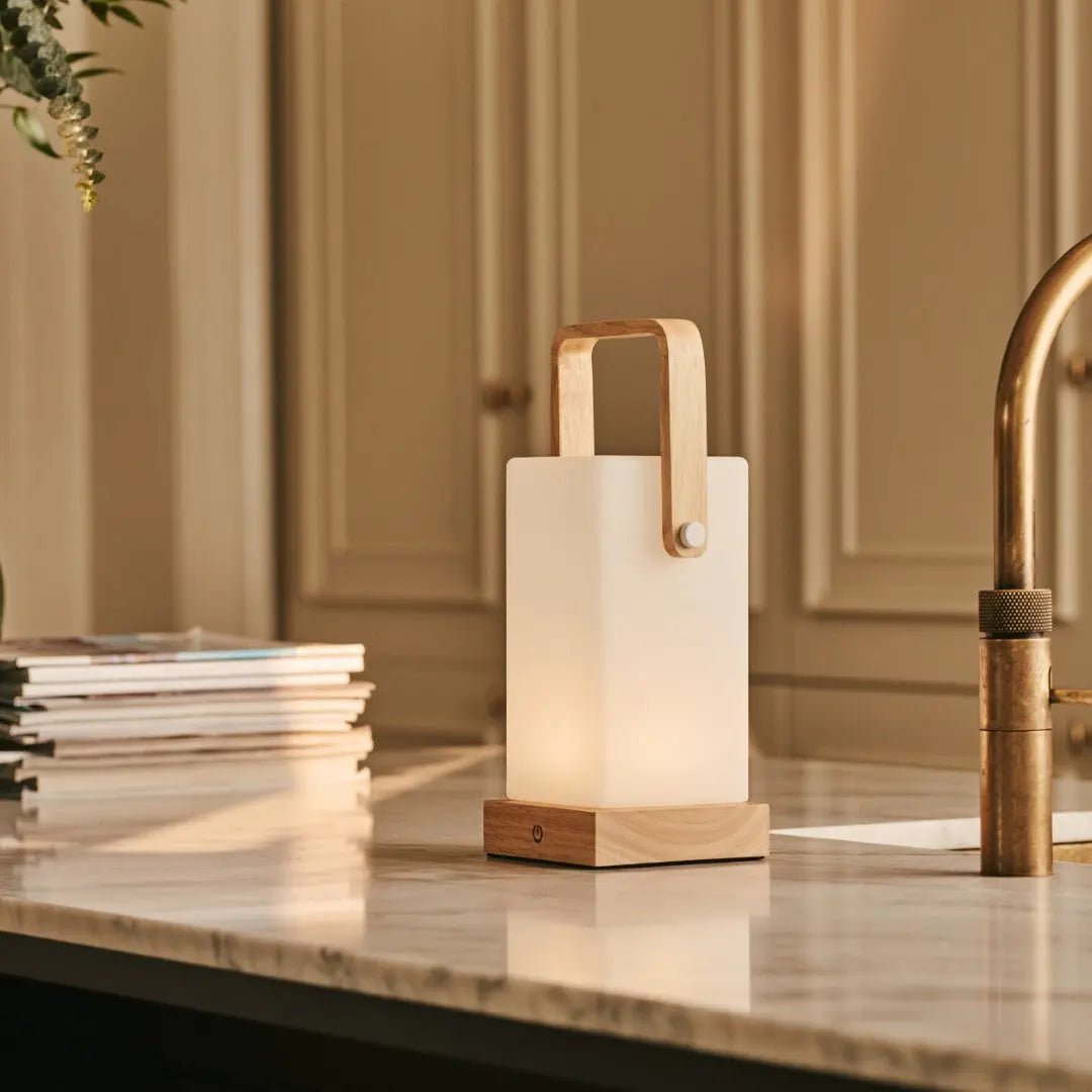 Harper Lichtbruine Houten Lamp | Draagbaar, oplaadbaar en veelzijdig