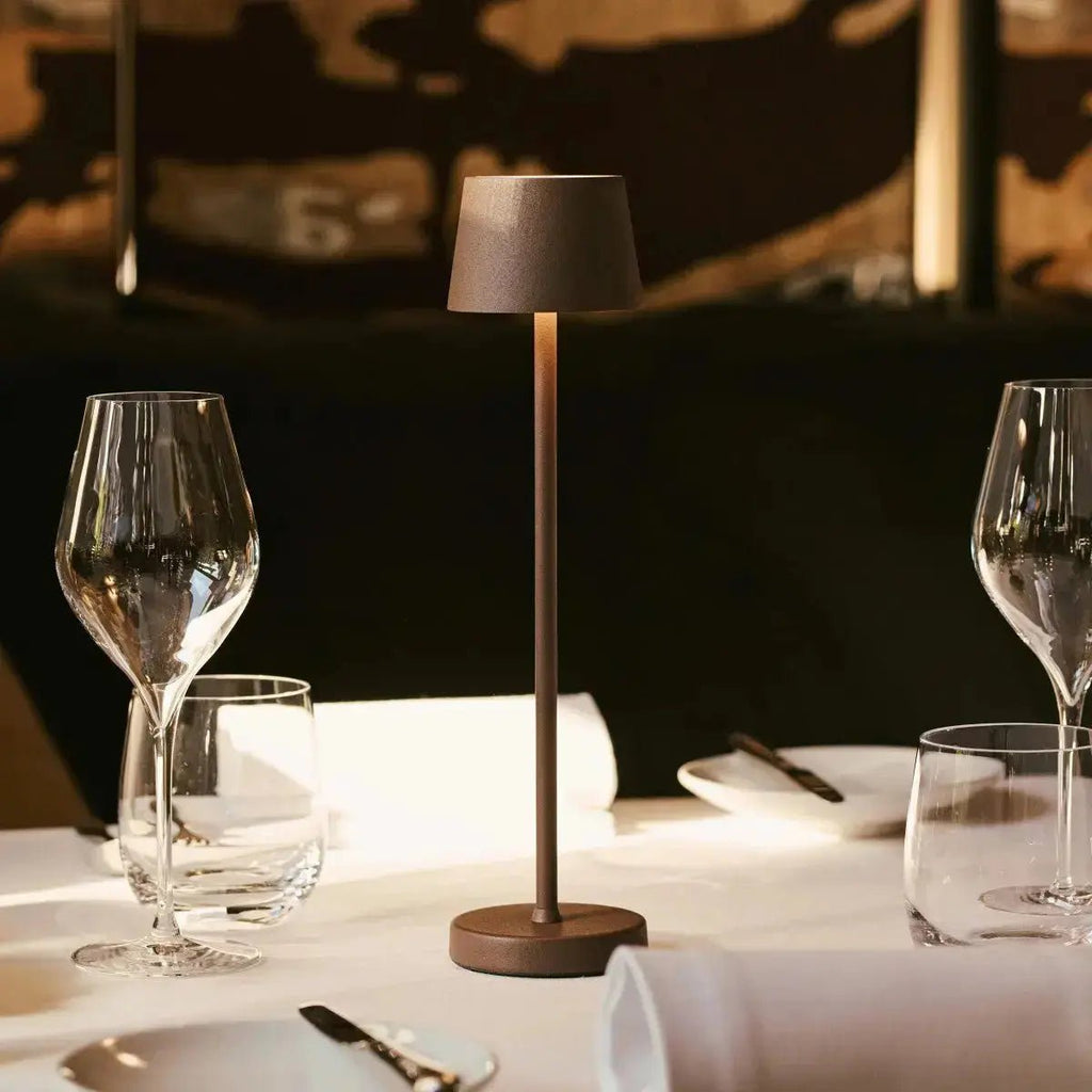 Vondel Mini Mokka Bruin Snoerloze Lamp | Dimbaar en perfect voor horeca