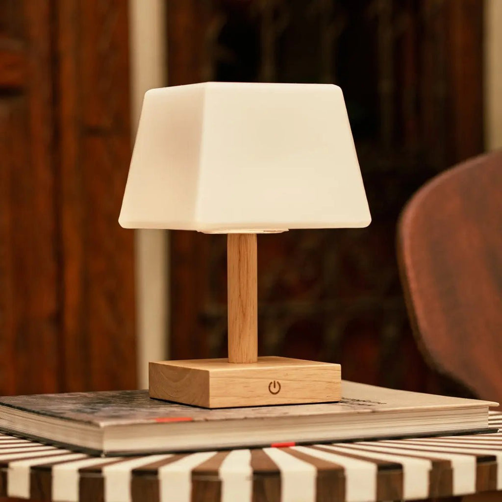 Tommy Lichtbruine Houten Tafellamp | 3 lichtmodi, elegant en duurzaam