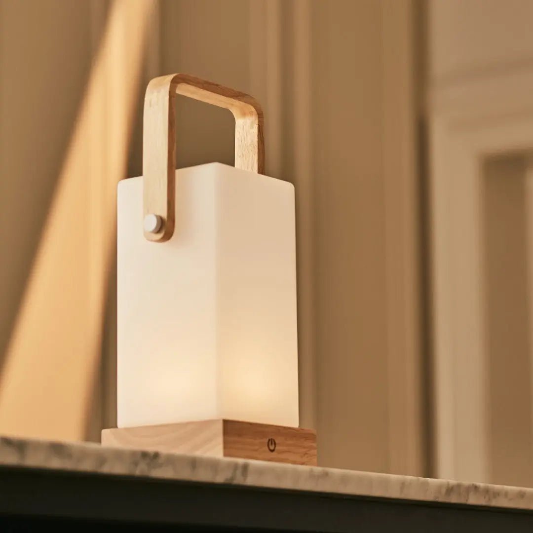 Harper Lichtbruine Houten Lamp | Draagbaar, oplaadbaar en veelzijdig
