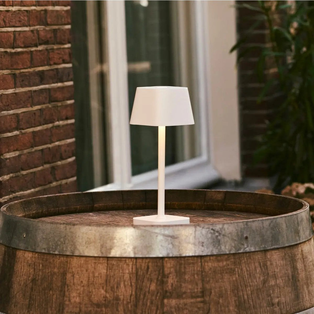 Ava Witte Oplaadbare Tafellamp | Stijlvolle, draadloze en dimbare verlichting